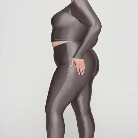 SKIMS Shine Spandex Jersey Leggings | Color: Gray Chalk | NEW/NWT!! 🩶🩶 - Picture 1 of 11